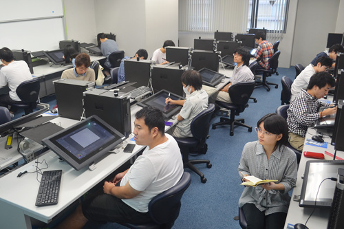 漫画/动画制作实验室，从2016年第二学期的课程开始使用，=KCG京都站前学校。